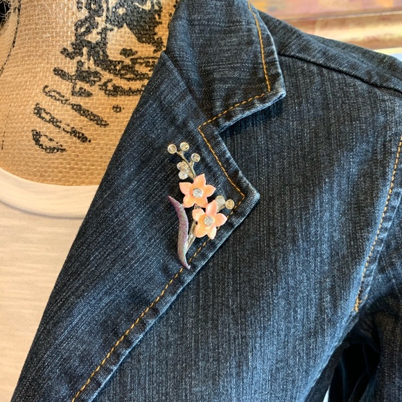 Xhiliration🌸Denim Jacket - Picture 7 of 9